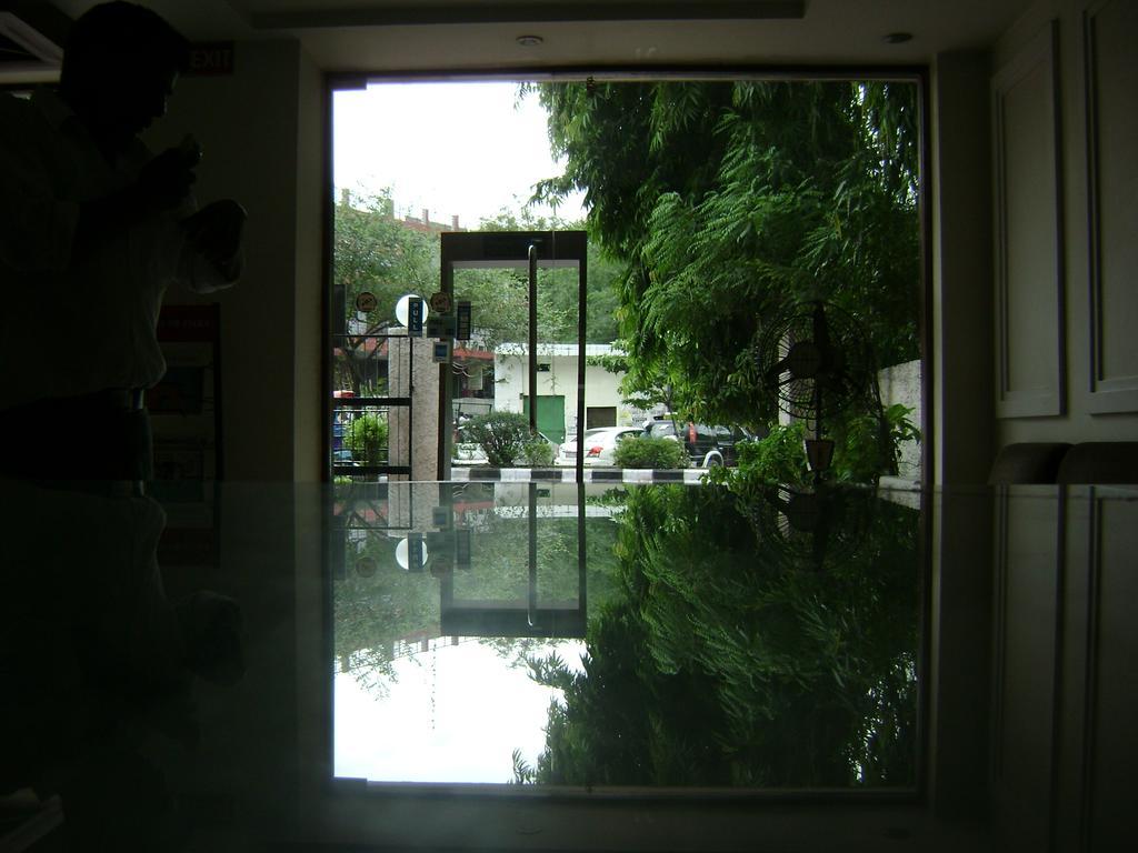 The Royal Residency Hotel Nova Deli Exterior foto